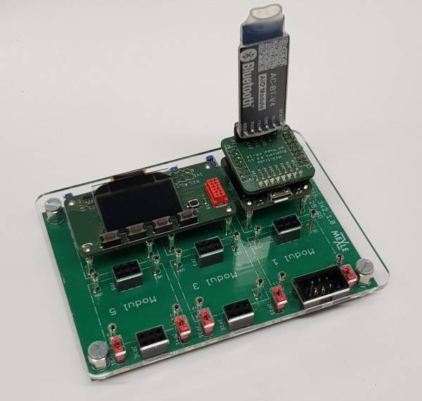 mexle2020_32u4_display_bl.jpg mexle2020_32u4_display_bl.jpg