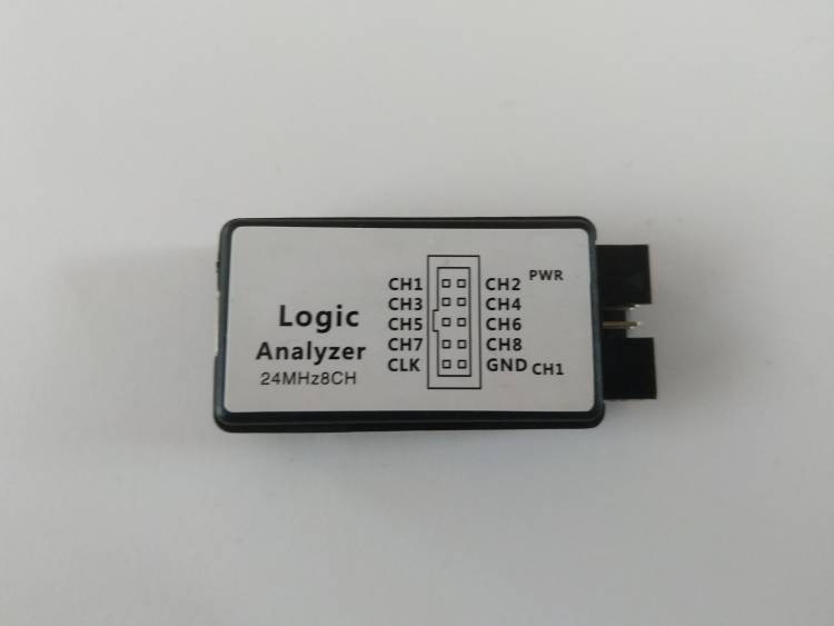  Logic Analyzer